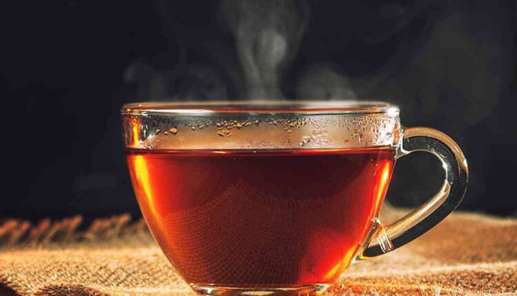 نصائح خبراء الصحة عند تناول الشاي
