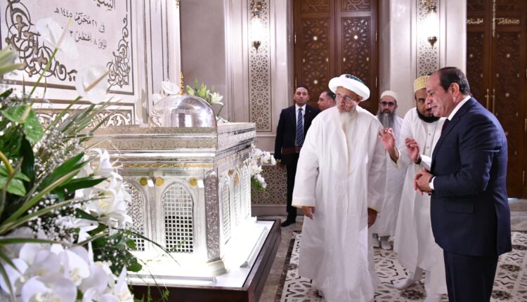 افتتح الرئيس عبدالفتاح السيسي، مسجد السيدة نفيسة
